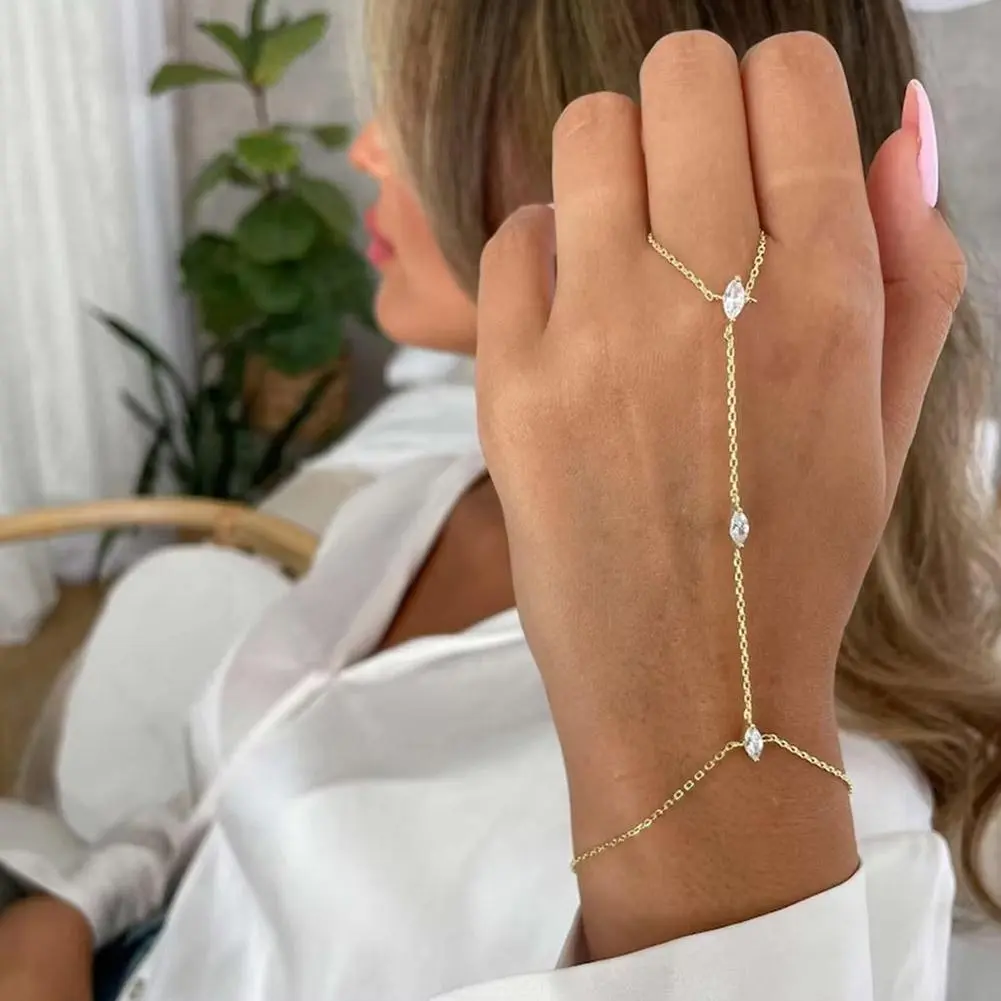 High-end 2025 Party Bling Zircon Crystal Bracelet Hand Chain For Women Rhinestone Thin Chain Finger Bracelet Jewelry Access I7S4