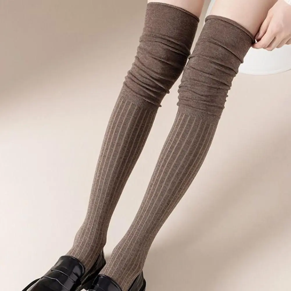 1Pairs Women Classic Striped Knee High Stockings Fashionable Versatile Black White Gray Solid Color Comfortable Stockings ﻿