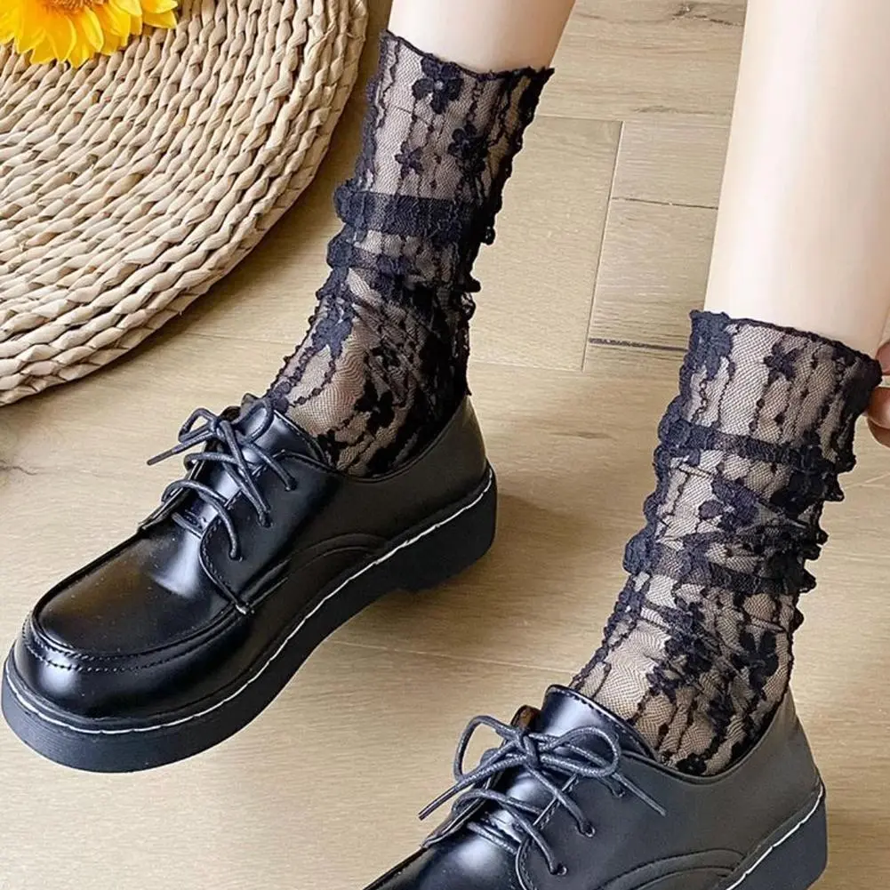 Women's Harajuku Ladies Breathable Transparent Floral Lace Socks Sweet Mesh Fishnet Socks Soft Funny Socks Hosiery Sox