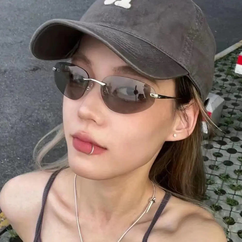 Frameless Sunglasses Fashionable Women Retro Decoration Sun High-End Eyeglass Decoration Oval Luxury Eyewear Glasses W9B9