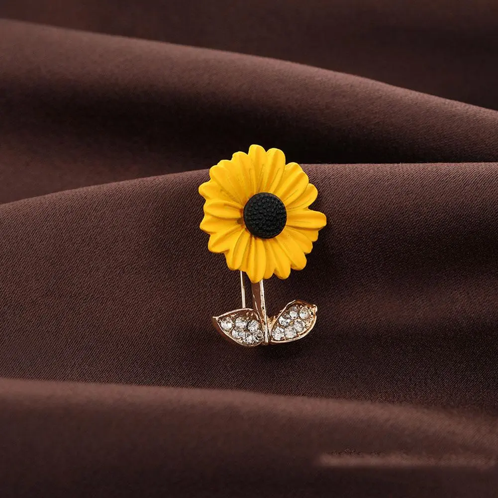 New Design Korean Style Enamel Rhinestone Cute Sunflower Simple Brooch Brooches Flower Exquisite Fashion Gift Accessory Sun W3Y1
