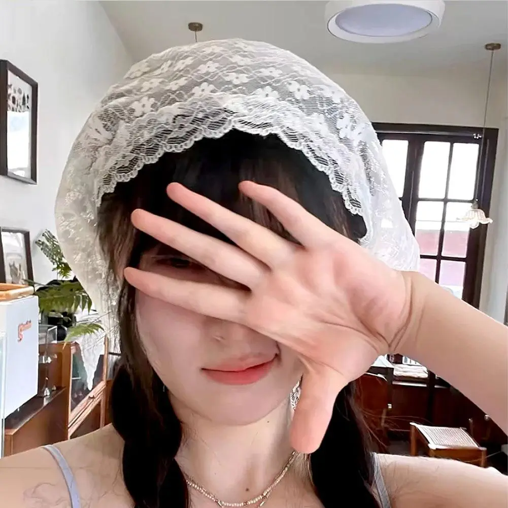 Lace Flower Elegant Temperament Lace Female Flower White Sweet Triangle Scarf Thin Breathable Ribbon Artistic Style Travel Photo