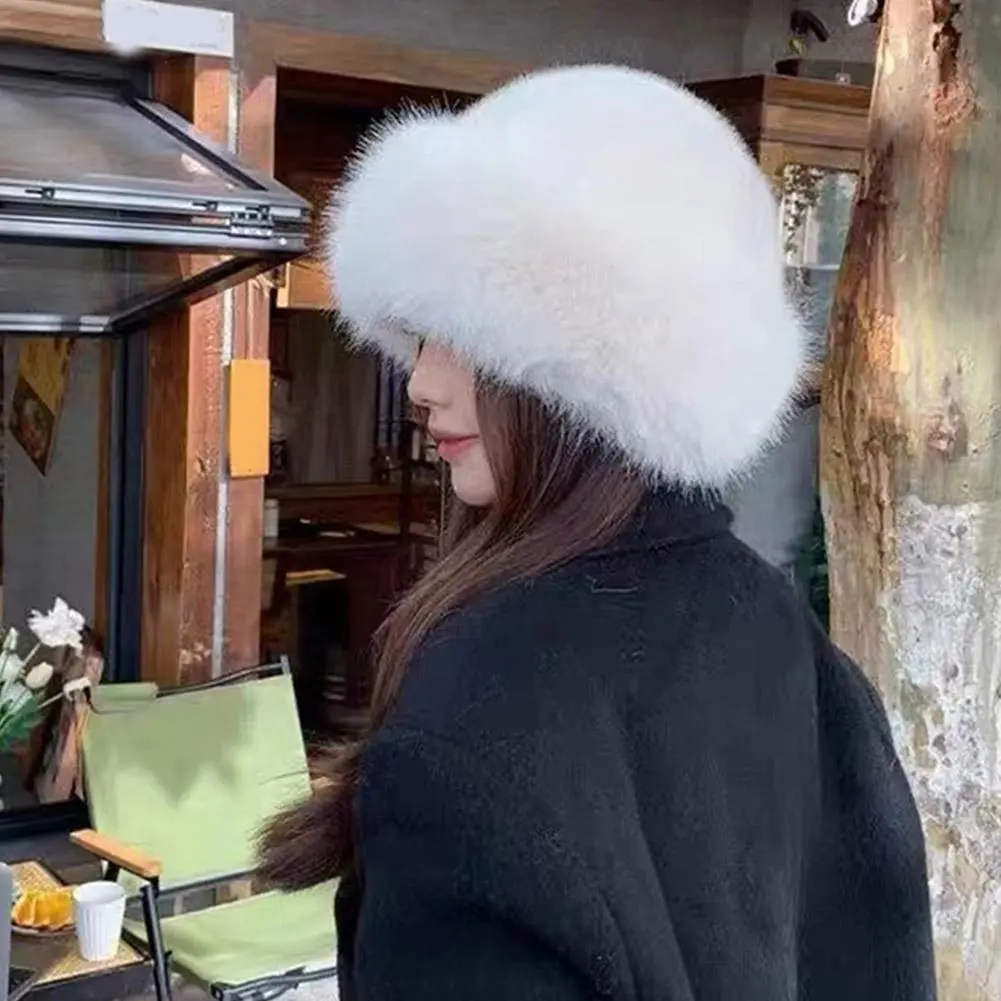 2024 Fluffy Faux Fur Bucket Hats Women Rabbit Fur Warm Thick Plush Winter Hat Lady Fashion Luxury Panama Furry Fisherman Cap