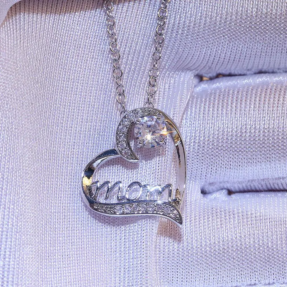 Heart Mom Necklace Luxury Crystals Clavicle Chain Aesthetic Suitable For Mother Day Gift Romantic 2025 New Fashion Jewelry