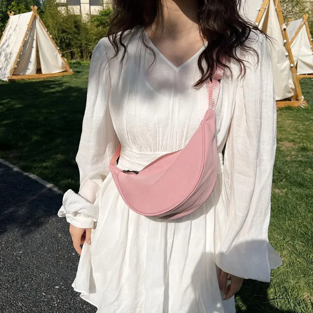 2024 New Nylon Messenger Bags Fashion Dumpling Bag for Women Nylon Crossbody Bag Half Moon Armpit Bag Large Shoulder Bags