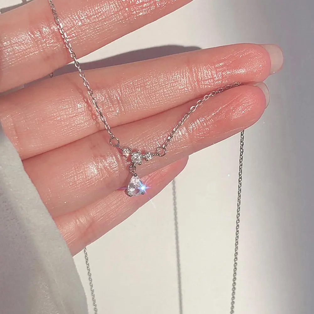 Fashion Water Drop Pendant Necklace Clavicle Chain Women Trendy Simple Tiny Rhinestone Jewelry Temperament Party Wedding Gift