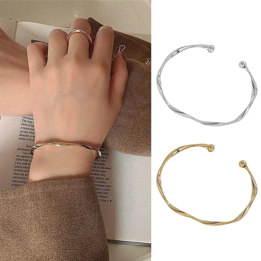 Charm Gold Silver Color Bangles for Women Minimalism Fashion Twisted Couple Cuff Bracelet New Trendy Jewelry Girls Wedding Gift