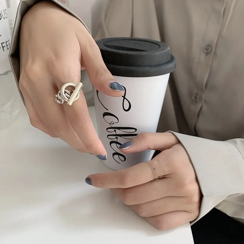 Vintage Twist Hollow OT Chain Rings For Women Punk Personality Minimalism Rings Retro Silver Color Luxury Adjustable Fidget Ring