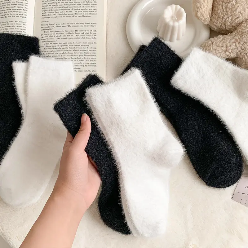 Winter Mink Velvet Socks Women White Black Warm Plush Home Sleeping Sock Soft Thicken Thermal Fluffy Middle Tube Socks