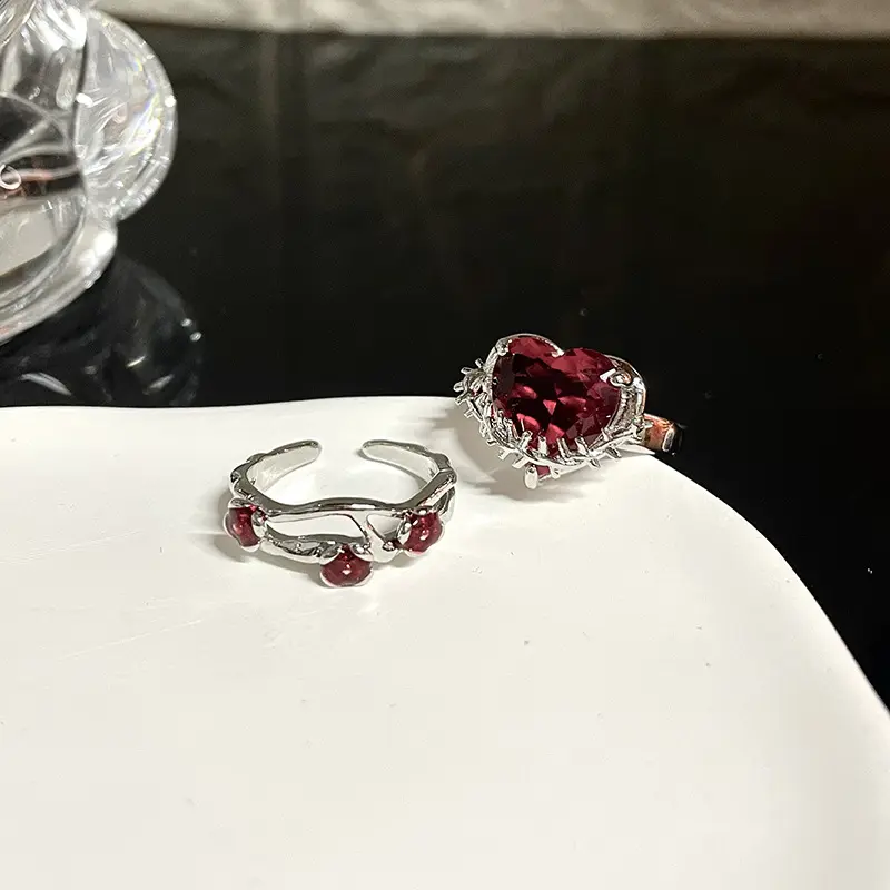 Y2K Red Zircon Thorns Heart Rings For Women Jewelry Crystal Open Rings Vintage Love Stone Aesthetic Grunge Rings