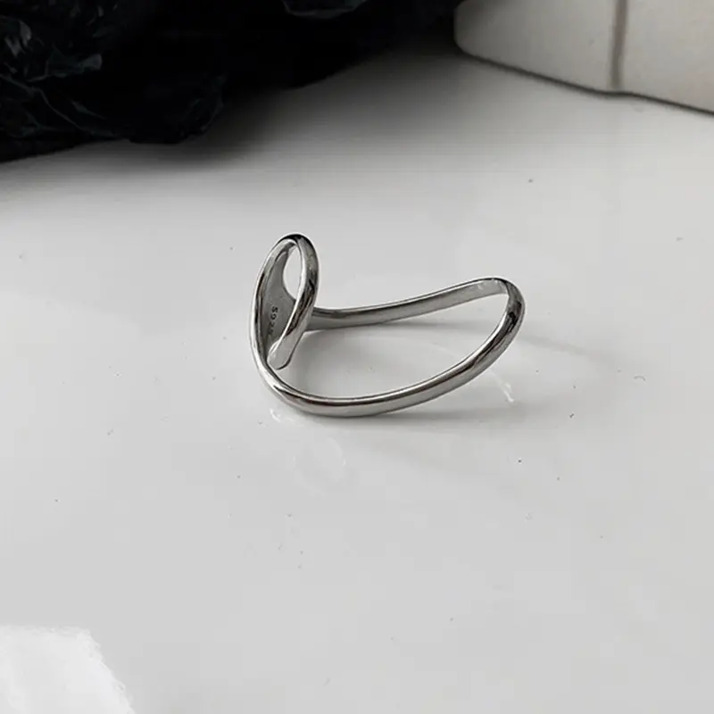 Punk Two-Finger Irregular Geometric Ring New Design Geometric Smooth Rings Silver Color Hip Hop Open Ring Women Jewelry Gift