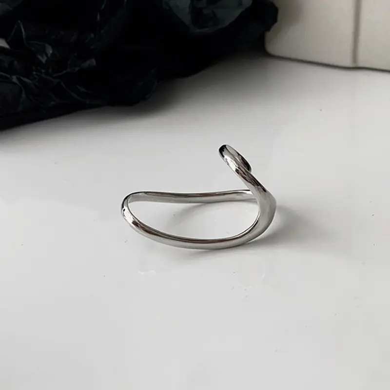Punk Two-Finger Irregular Geometric Ring New Design Geometric Smooth Rings Silver Color Hip Hop Open Ring Women Jewelry Gift