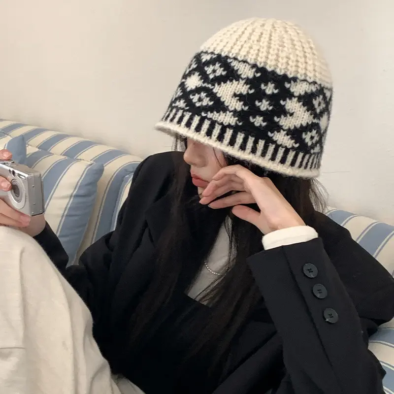 Winter Warm Knitted Hat for Women Retro Embroidered Wool Blend Beanie Cap Unisex Ear Protection Fisherman Bucket Hats