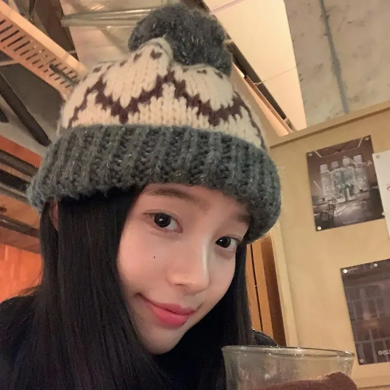 Winter Pompom Beanies Cap for Women Ethnic Style Knitted Woolen Hat Outdoor Warm Crochet Skullies Hats