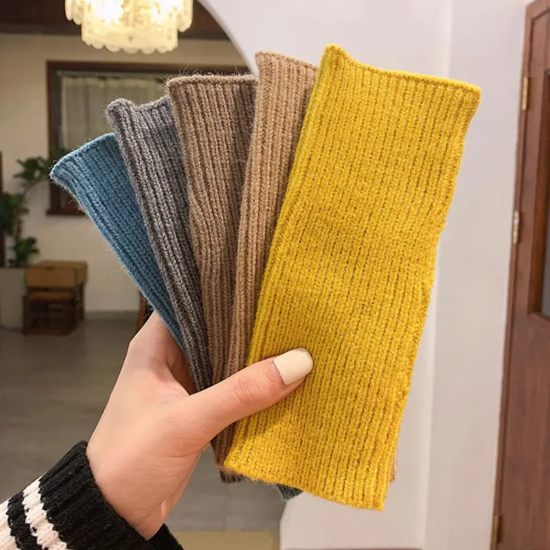 Solid Women Half Finger Gloves Winter Soft Warm Wool Knitting Arm Gloves Girls Korean Writing Fingerless Mittens Guantes