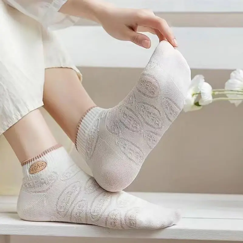5Pairs/Set White Cotton Socks Women Korean Cute Cartoon Bear Short Socks Summer Casual Breathable Mesh Socks