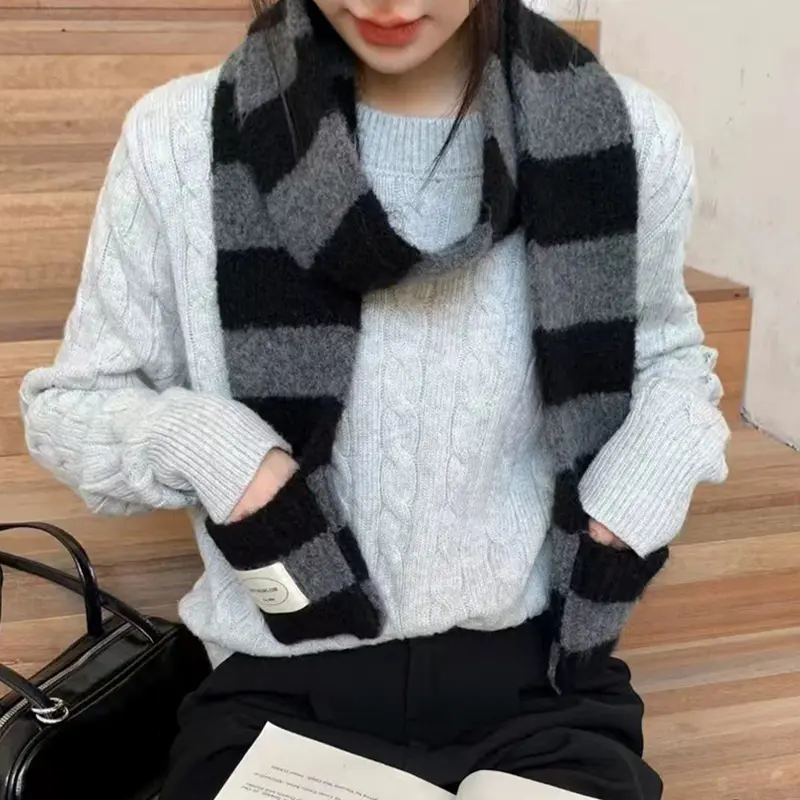 Korean Y2K Striped Scarf for Women Winter Knitted Woolen Scarves Outdoor Streetwear Stripe Shawl Ladies