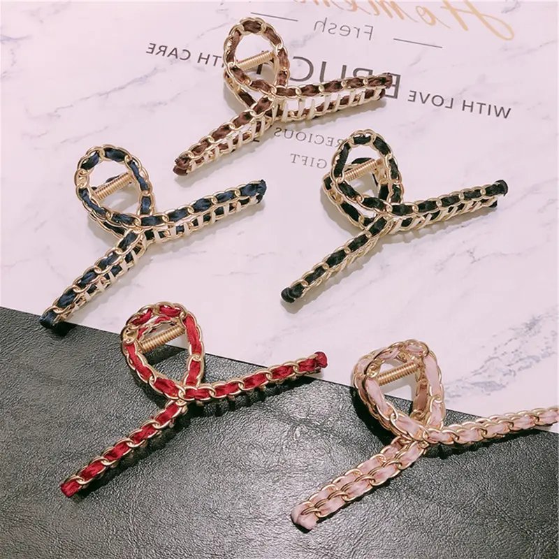 New Woman Metal Hair Claws Hair Accessories Chic Barrettes Hairclips Ladies Hairgrip Headwear Simple Lady Hairpin
