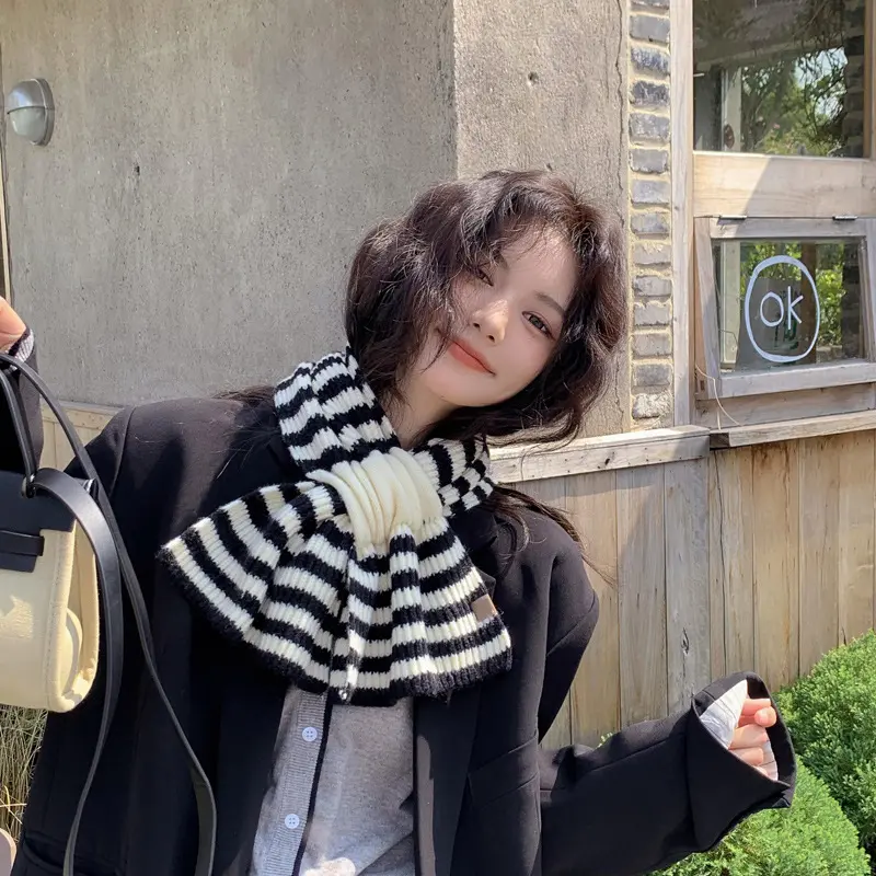 Striped Scarf for Women Winter Warm Thick Woolen Knitted Scarves Outdoor Windproof Long Neckerchief