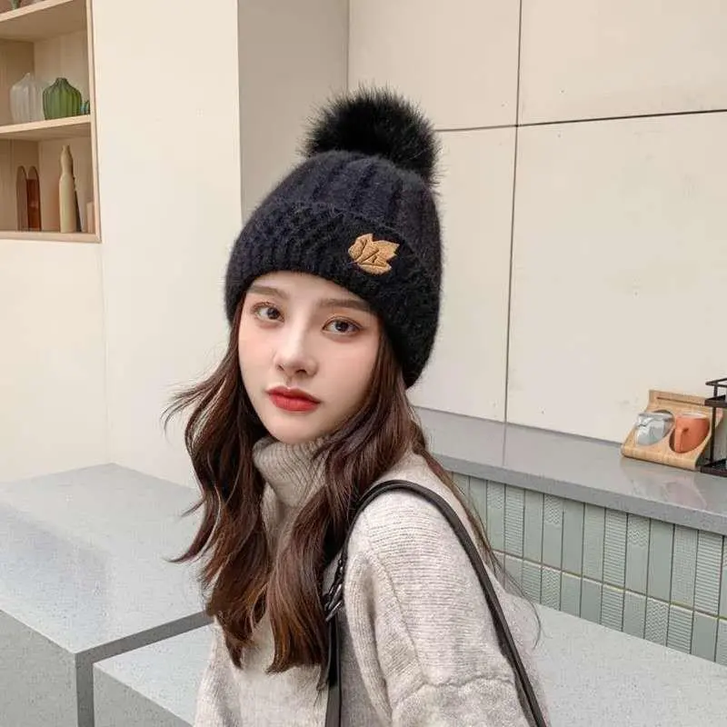 New Winter Knitted Hat for Women Leaf Embroidered Beanie Cap Outdoor Warm Solid Color Female Lady Skullies Caps Bonnet Gorras