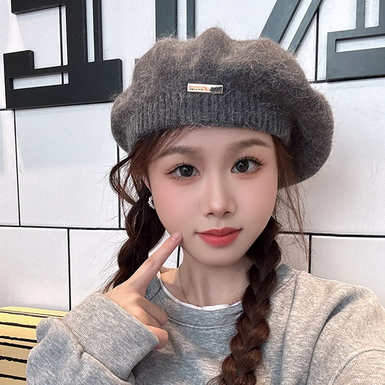 Women Winter Beret Hat Warm Knitted Wool Painter Cap Solid Color Crochet Skull Cap Lady Painter Artist Hats