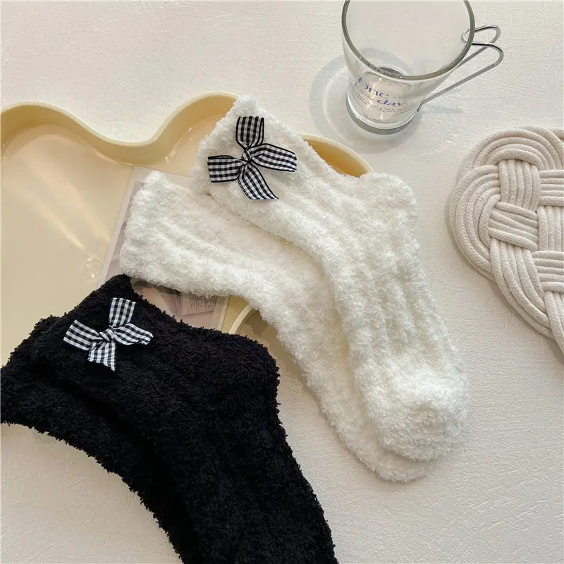 Winter Coral Velvet Socks for Women Kawaii Flower Bows Mid Tube Sock Lady Thicken Warm Plush Sleep Home Floor Socks
