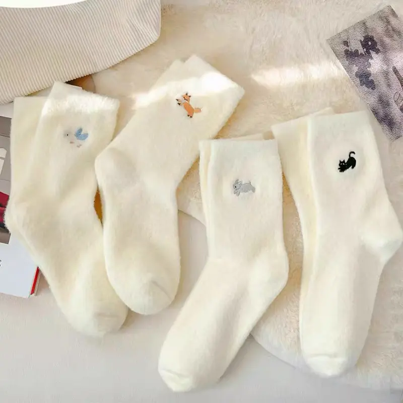 Cute Cat Embroidered Velvet Socks for Women Winter Warm Sleeping Sock Thickened Plush Kawaii Mid-tube Socks Fashion Accessories