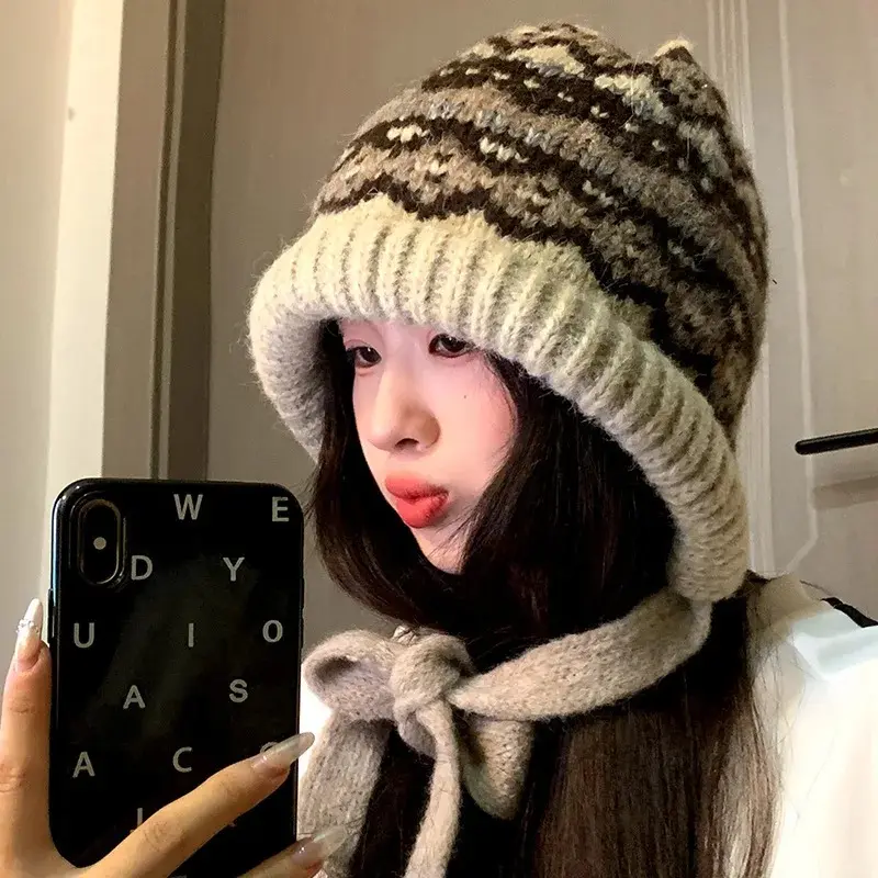 Winter Warm Ear Protection Hat for Women Retro Ethnic Knitted Woolen Cap Geometry Jacquard Thermal Pullover Bonnets