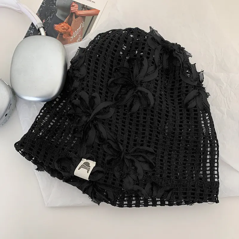 Spring Summer New Korean Crochet Pullover Hats Women Outdoor Travel Fashionable Versatile Sweet Hollow Breathable Beanies Cap