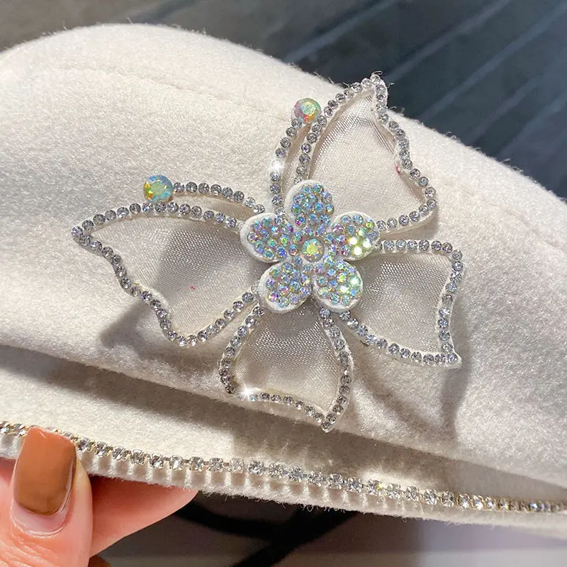 Fashionable Women's Hat, New Water Diamond Butterfly Woolen Hat for Spring and Autumn, Versatile and Elegant Retro Painter Hat