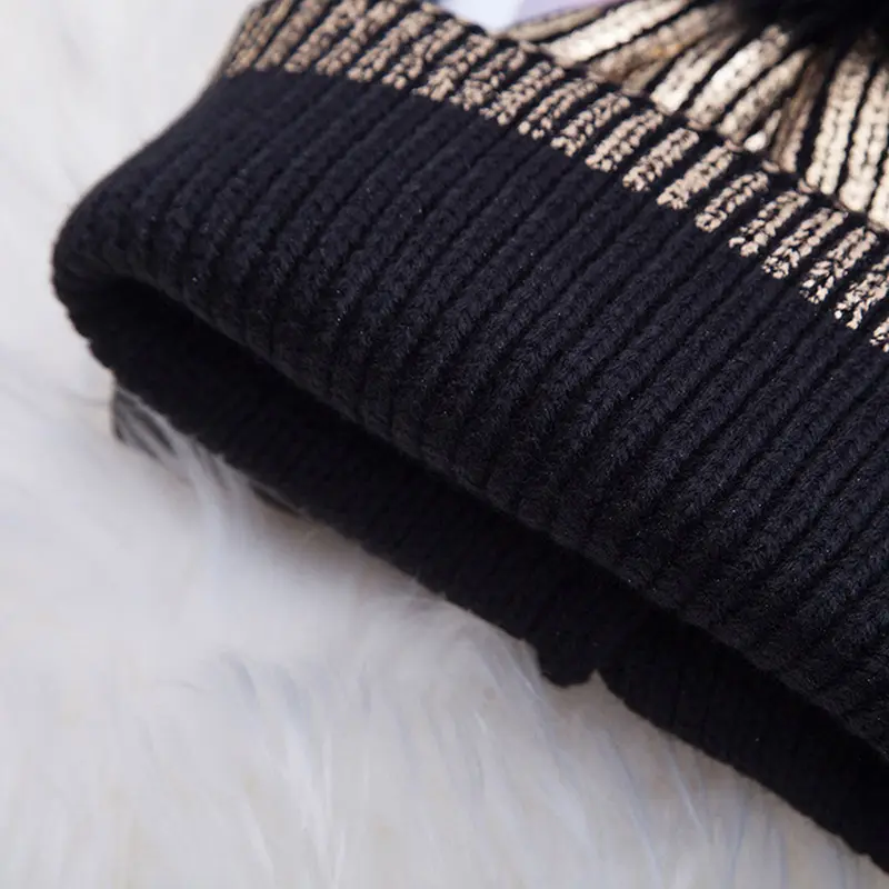 Hot Stamping Gold And Silver Wool Hat, Warm autumn And Winter Wool Ball Knitted Hat, Korean Version Versatile Pullover Hat