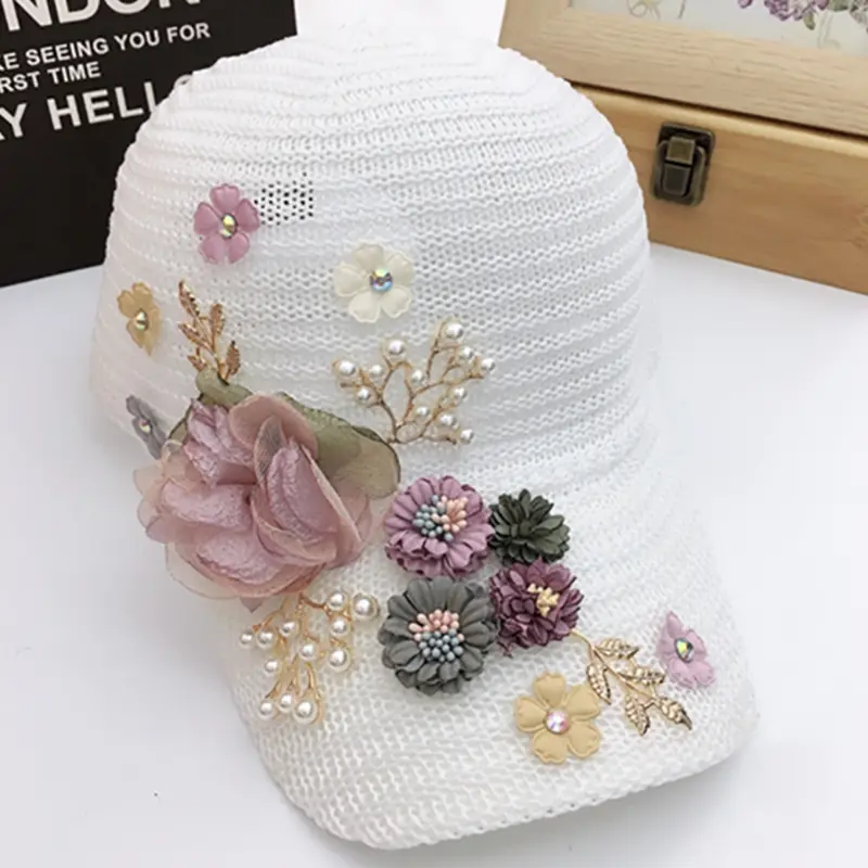 Women's Summer Rose Baseball Cap Snapback Fashion Hot Rhinestone Pearl Cap Ladies Casual Breathable Visor Cap