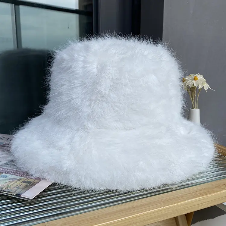 2024 Big Fluffy Faux Fur Bucket Hat for Women Luxury Plush Fisherman Hat Warm Winter Hat Thicken Cold Snowy Day Panama Cap