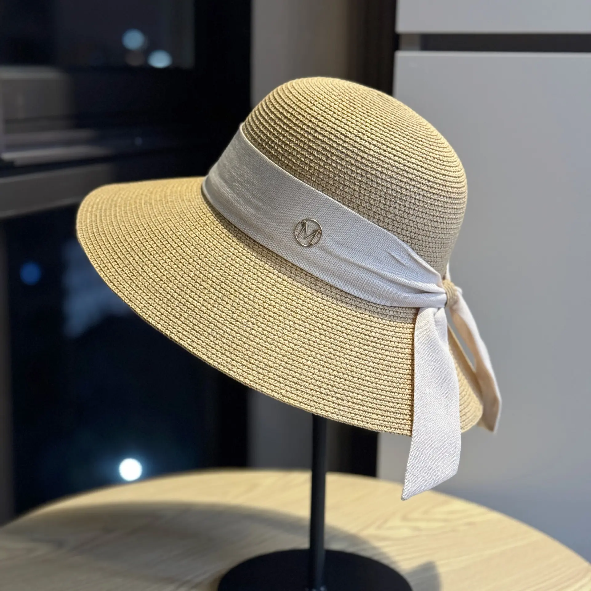 Retro Style Summer Straw Hat with Large Eaves for Sun Protection, Women's French Woven Straw Sun Hat