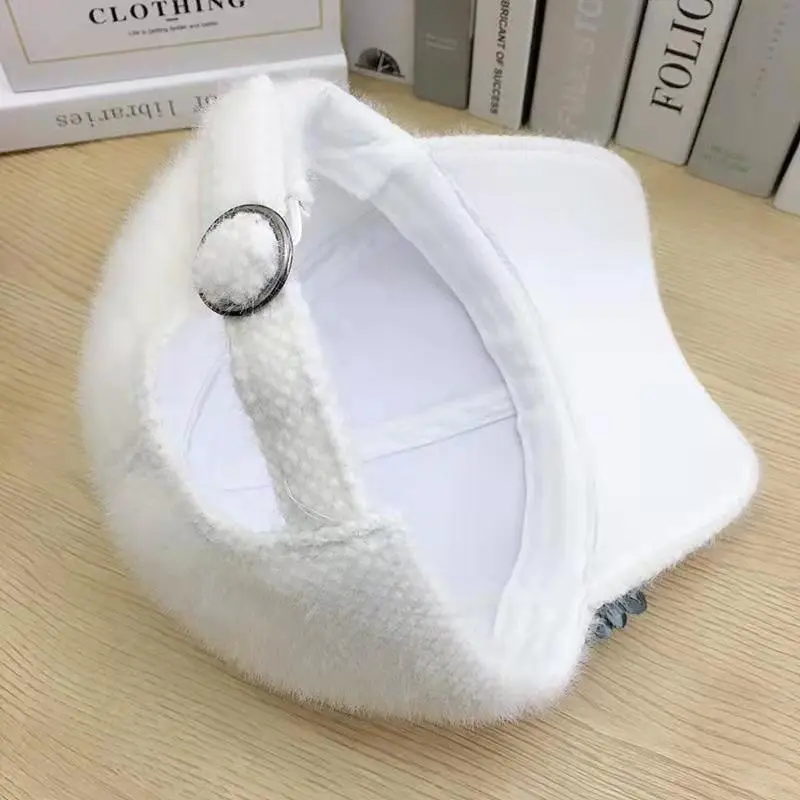 2021 New Autumn and Winter Handmade Applique Hats for Women Outdoor Plush Warm Pearl Womens Baseball Cap