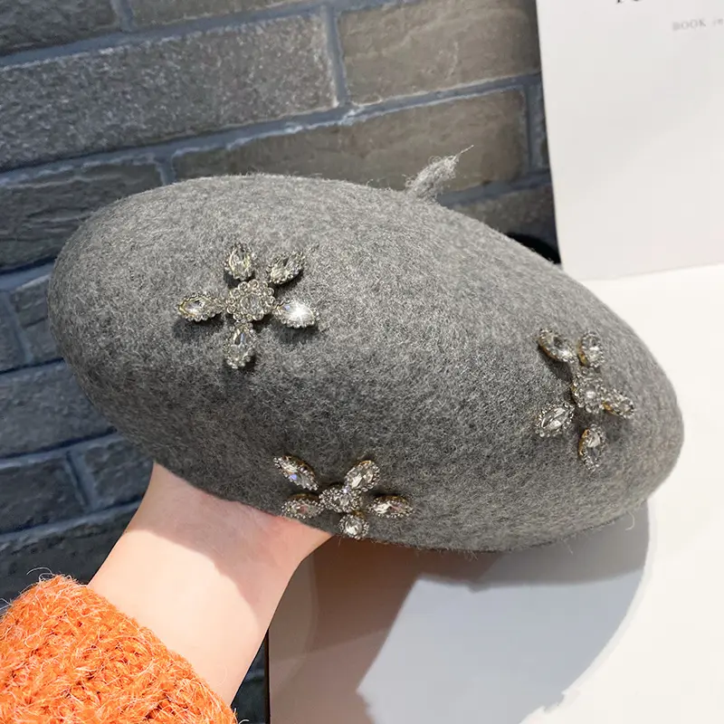 Retro Bailey Hat Women's Autumn and Winter British Woollen Cloth Rhinestone Flower Bud Hat Fashion Fashion Octagon Artist Hat