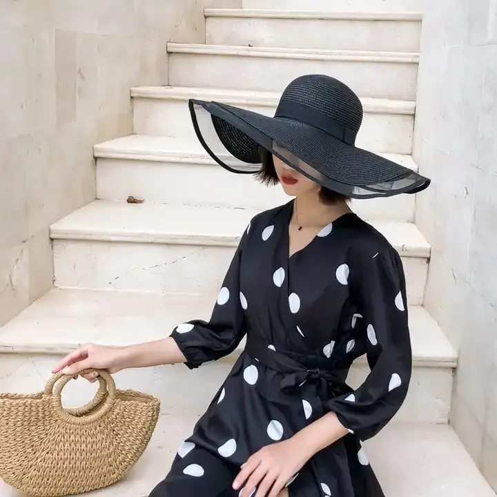 Summer Elegant and Fashionable Women's Mesh Wide Edge Straw Hat Sunscreen and Sunshade Hat Soft Foldable Beach Hat