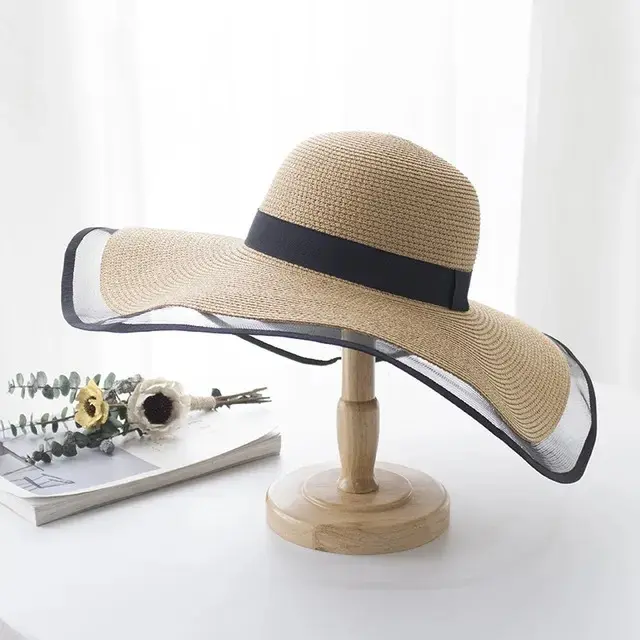 Summer Elegant and Fashionable Women's Mesh Wide Edge Straw Hat Sunscreen and Sunshade Hat Soft Foldable Beach Hat