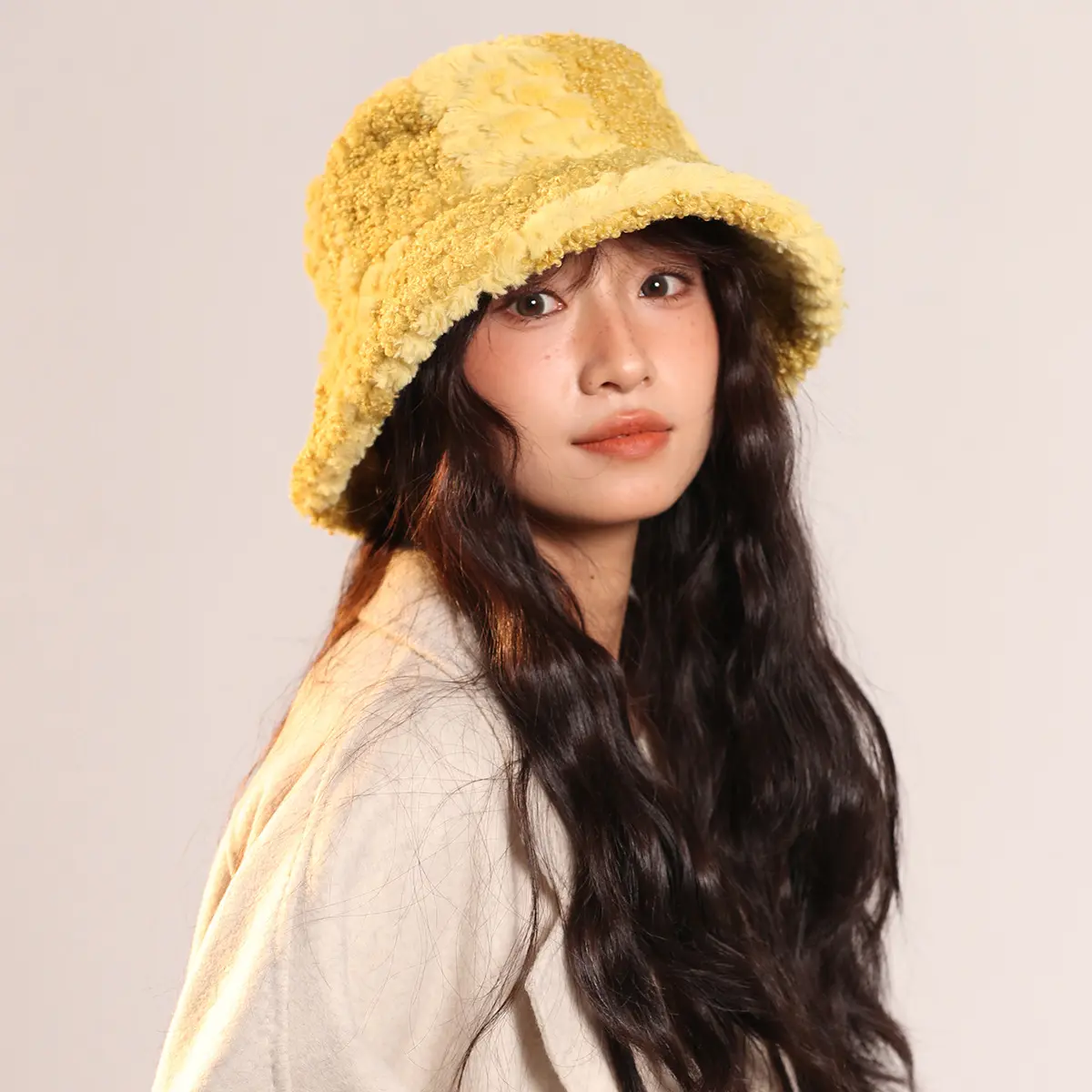 New Autumn and Winter Imitation Lamb Wool Color Blocked Fisherman Hat, Warm and Cold Proof Basin Hat, Water Bucket Hat