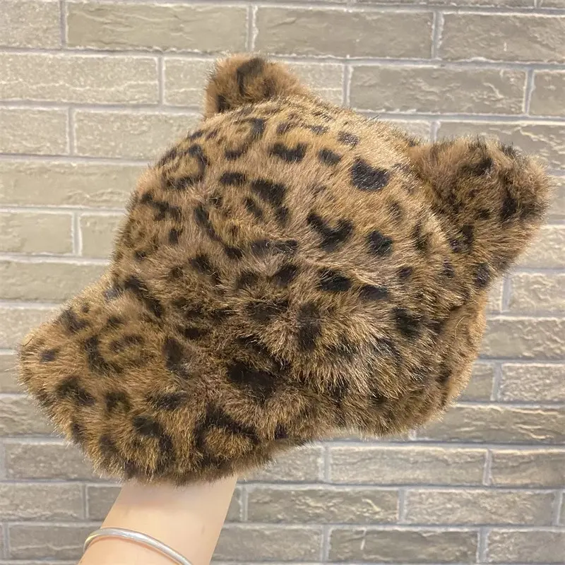 Leopard print Baseball Cap Women's Winter New Warm Plush Hat Korean Version Imitation Mink Fur Duckbill Cap