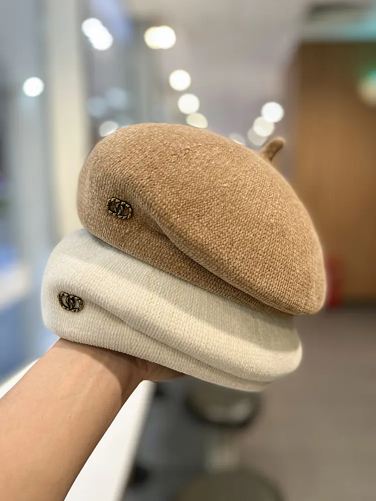 British Woolen Knitted Retro Beret Children's Autumn And Winter Light Luxury Show Face Small Artist Hat Styling Bud Hat