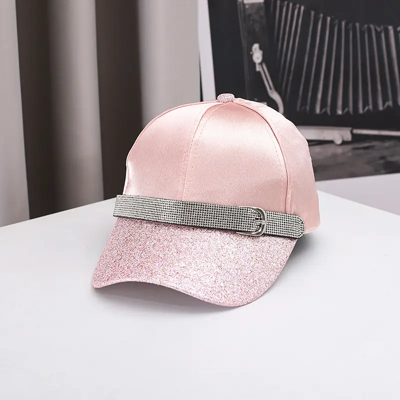 Casual Fashion Trend Bright Diamond Silk Baseball Cap, Women's Outdoor Shopping Vacation Versatile Duckbill Cap