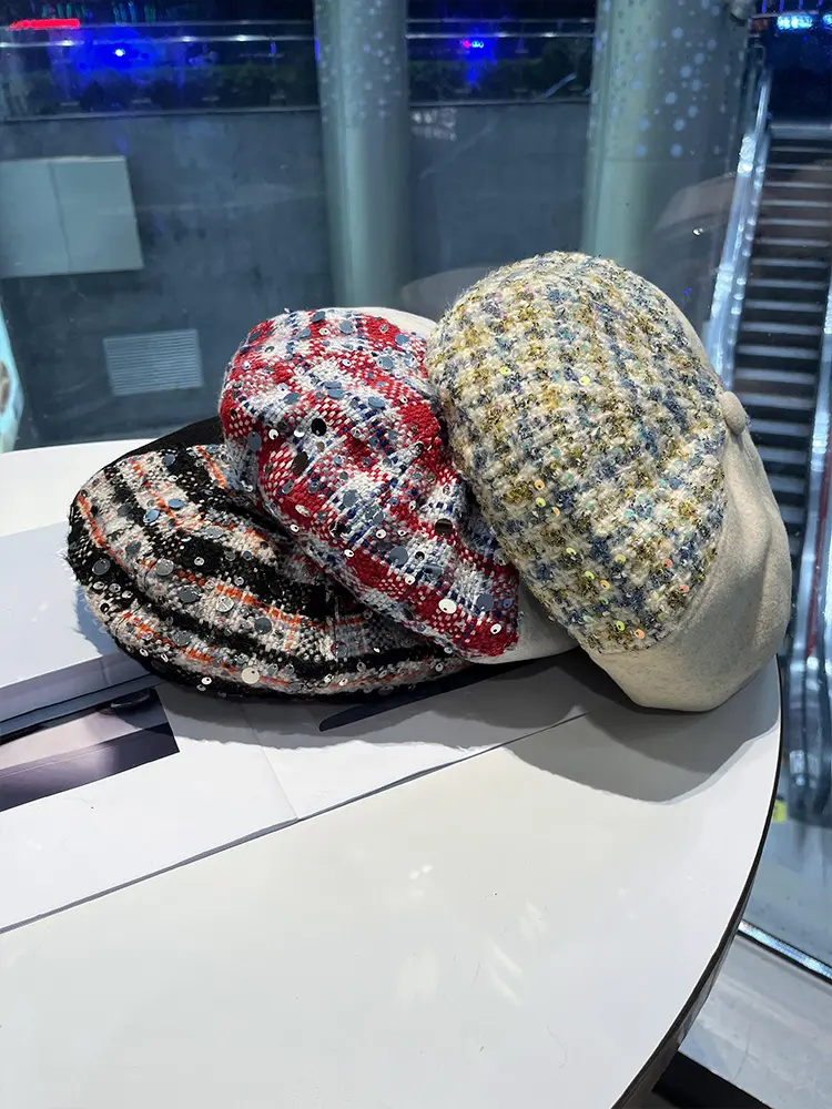 Korean Fashion Sequin Plaid Beret Women's Versatile Autumn And Winter Painter Hat Retro Temperament Octagonal Bud Hat