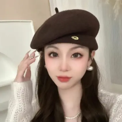 Autumn and Winter Korean Knitted Beret Women's Fashion Versatile Street Photography Artist Hat Warm Temperament Hat