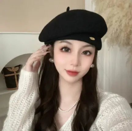 Autumn and Winter Korean Knitted Beret Women's Fashion Versatile Street Photography Artist Hat Warm Temperament Hat
