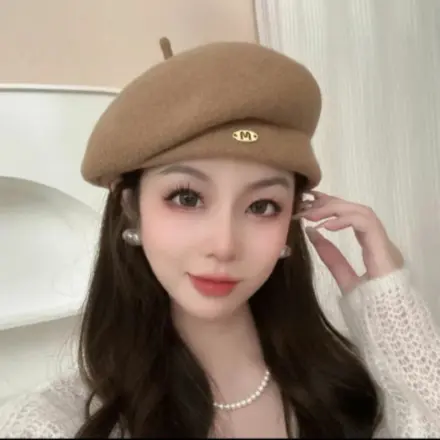 Autumn and Winter Korean Knitted Beret Women's Fashion Versatile Street Photography Artist Hat Warm Temperament Hat