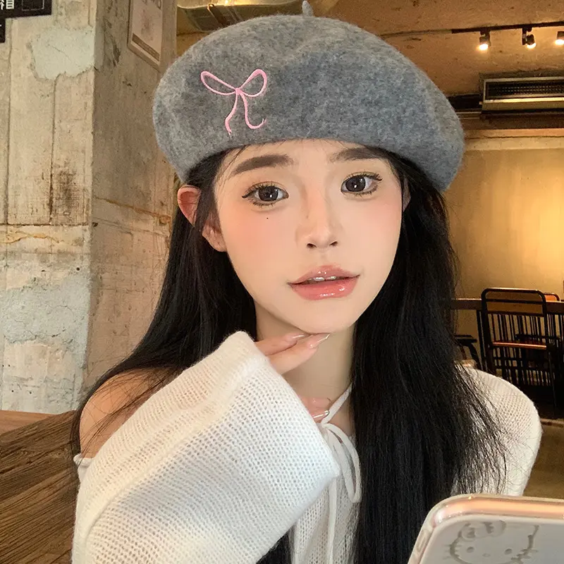 Korean Version Cute Bow Embroidered Wool Beret For CChildren, Versatile in Autumn And Winter, Showing Off Face, Small Artist Hat