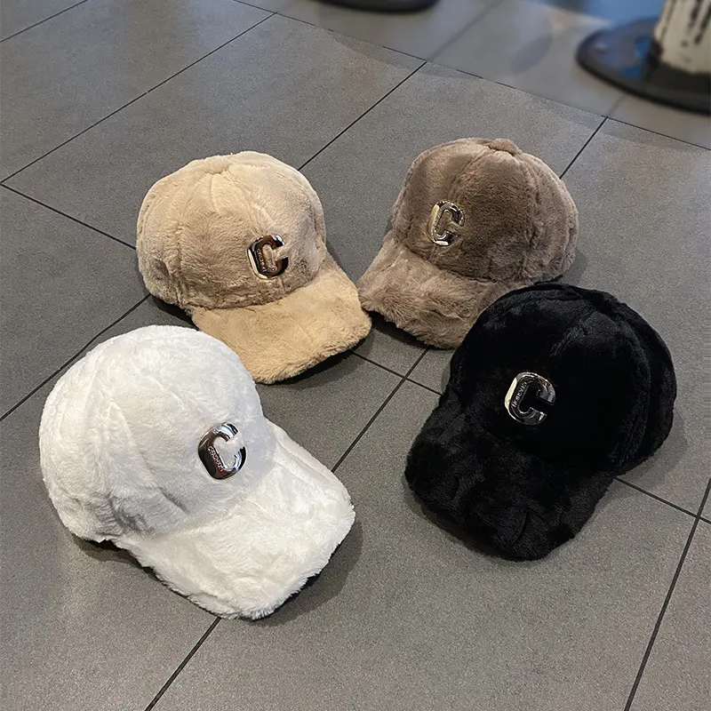Plush Baseball Cap For Women 2024 Winter New Letter C Logo Korean Version Fashionable And Versatile Warm Duckbill Cap