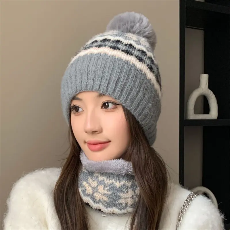 Autumn And Winter New Warm Woolen Ball Pullover Hat Korean Version Versatile Knitted Hat ear Protection Woolen Hat Gloves