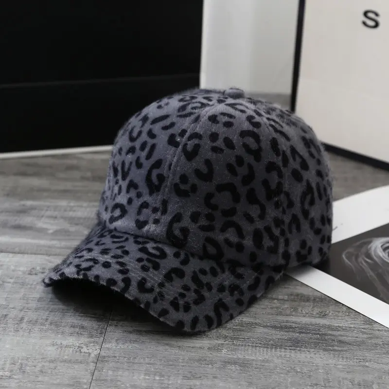Women's Autumn And Winter Baseball Cap Leopard Stripe Headgear Outdoor Fashion Decorative Women Hat Women Ponytail Baseball Cap